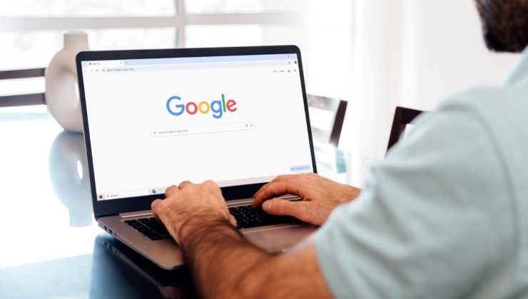 Google’dan yeni yapay zeka aracı: Kıyafetleri fotoğrafınızın üzerinizde deneyin