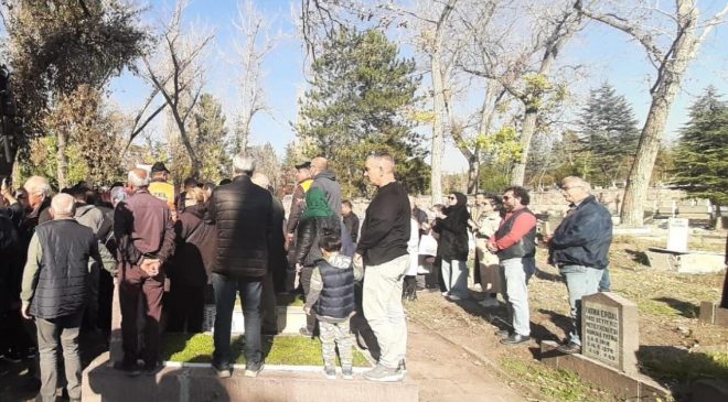 Ünlü şarkıcı Muazzez Abacı son yolculuğuna uğurlandı